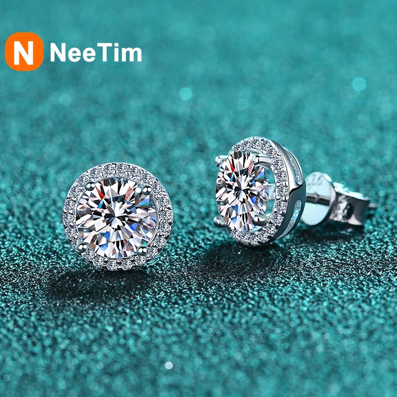 NeeTim Moissanite Stud Earrings for Women