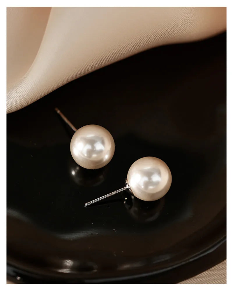 Sterling silver pearl stud earrings