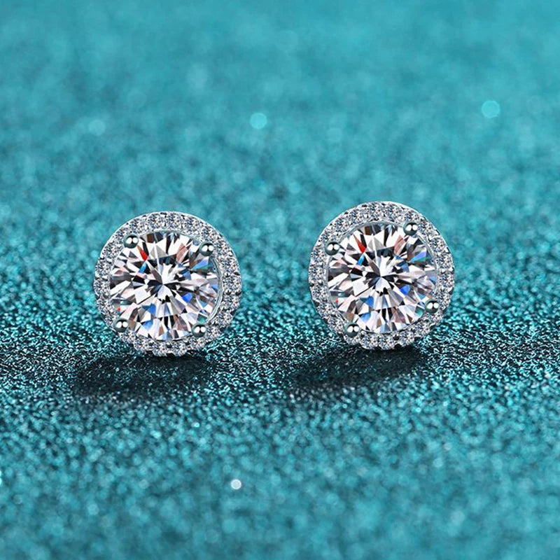 NeeTim Moissanite Stud Earrings for Women